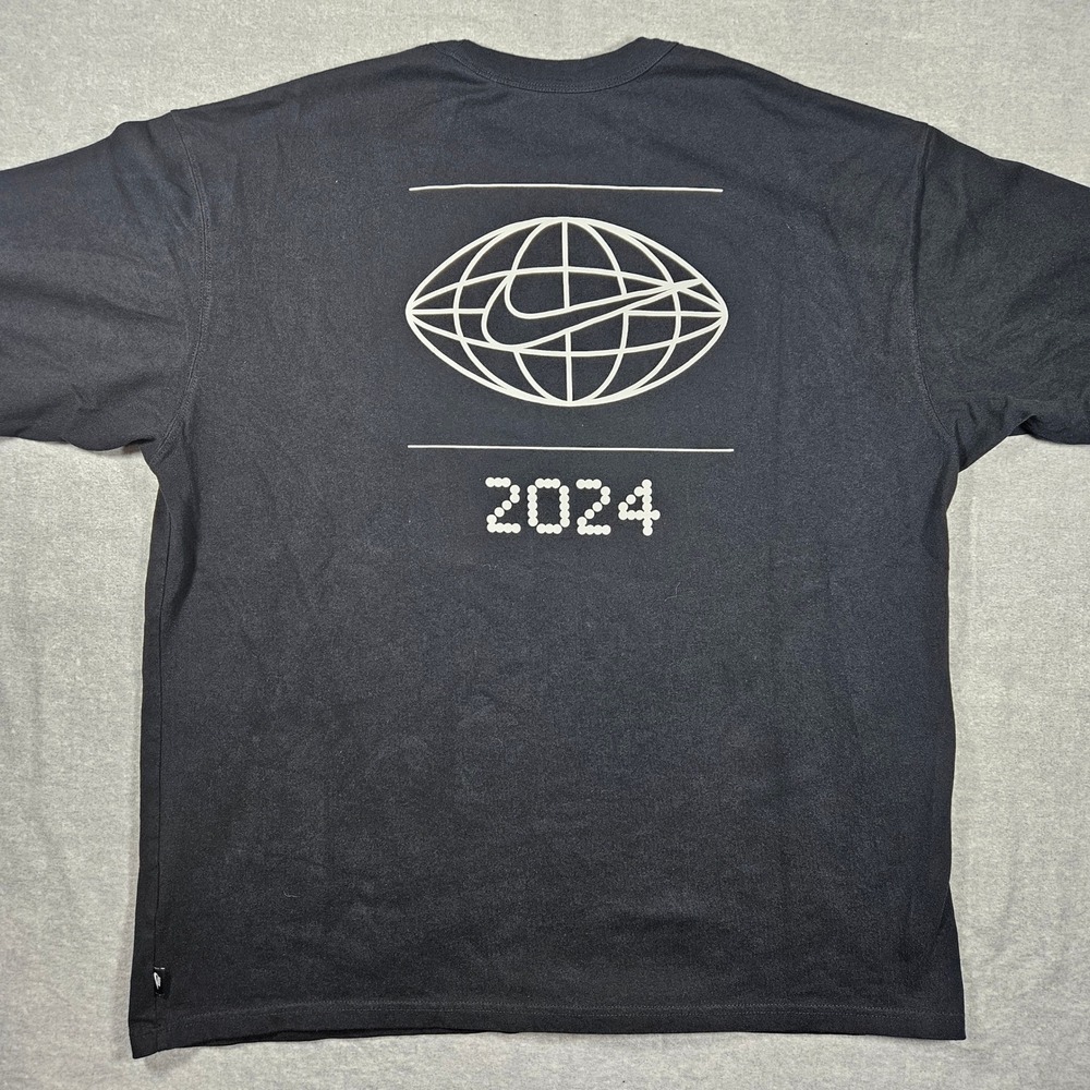 Nike Long Sleeve‎ Pocket T-Shirt Black Globe 2024 Graphic Mens XL Heavyweight